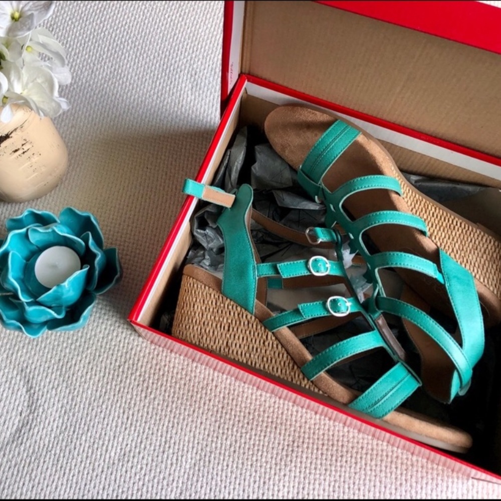 Aerosoles | Strappy Cork Wedge